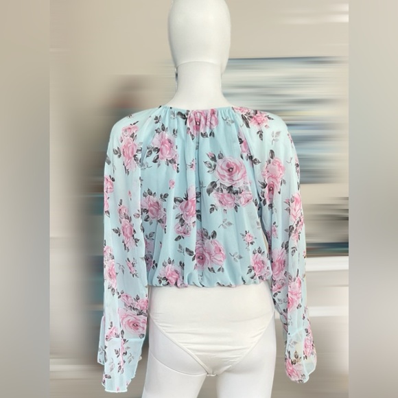 PEACH LOVE CALIFORNIA floral print bodysuit sheer bell sleeve size Large - Picture 5 of 16